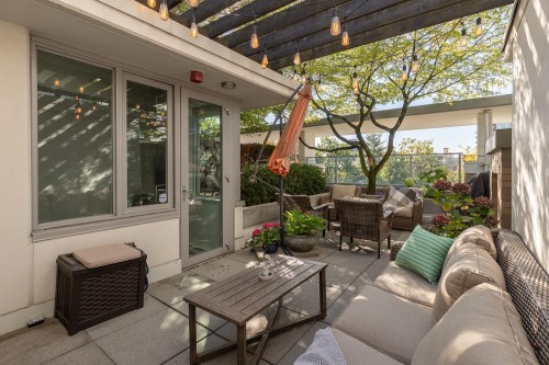 14-166 13Th Street W, North Vancouver, BC 