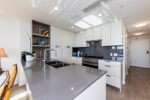 2506-1401 Hunter Street, North Vancouver, BC 