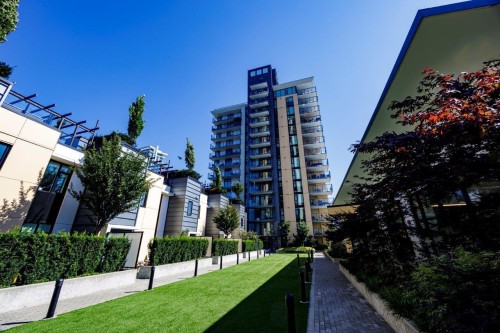 2506-1401 Hunter Street, North Vancouver, BC 