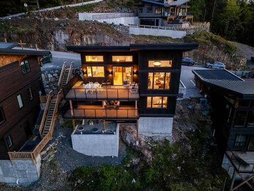 885 Rivendell Drive, Bowen Island, BC 
