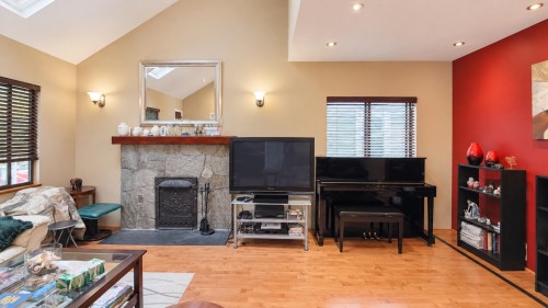 3841 23Rd Avenue W, Vancouver, BC 