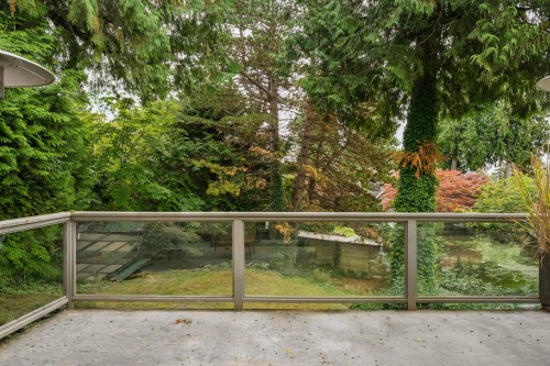 4812 Headland Close, West Vancouver, BC 