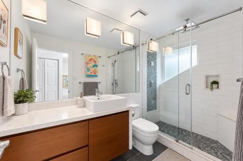 4812 Headland Close, West Vancouver, BC 
