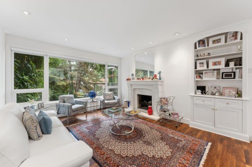 4812 Headland Close, West Vancouver, BC 