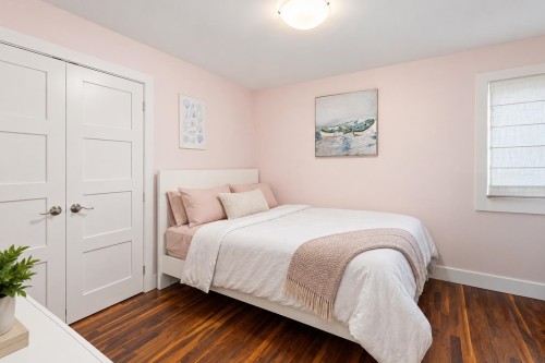 4812 Headland Close, West Vancouver, BC 