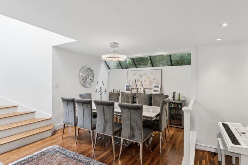4812 Headland Close, West Vancouver, BC 