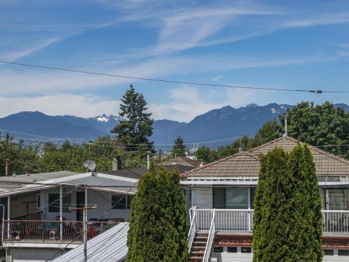 2087 26Th Avenue E, Vancouver, BC 