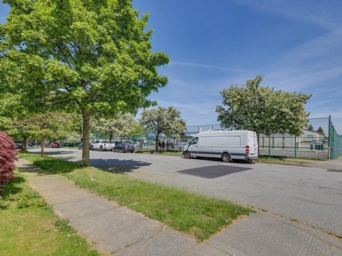 2087 26Th Avenue E, Vancouver, BC 