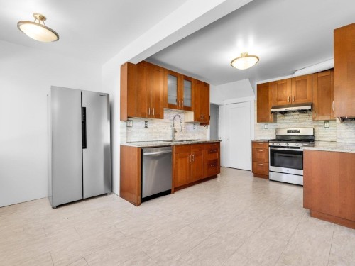 2087 26Th Avenue E, Vancouver, BC 