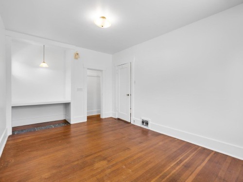 2087 26Th Avenue E, Vancouver, BC 