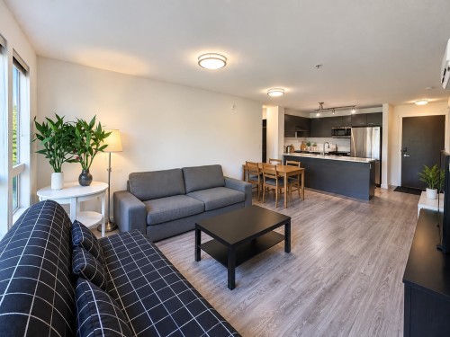 218-9399 Tomicki Avenue, Richmond, BC 