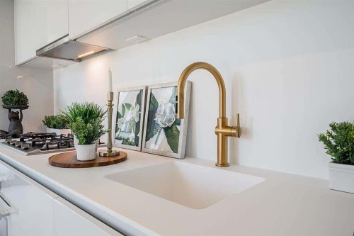 703-1033 Nelson Street, Vancouver, BC 