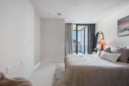 703-1033 Nelson Street, Vancouver, BC 