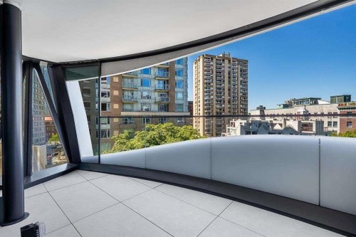 703-1033 Nelson Street, Vancouver, BC 