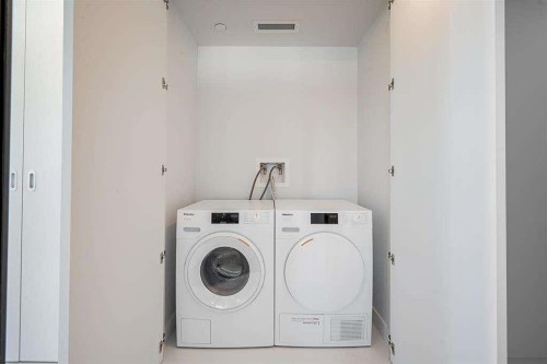 703-1033 Nelson Street, Vancouver, BC 