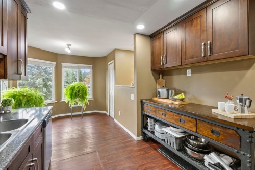 101-1180 Falcon Drive, Coquitlam, BC 