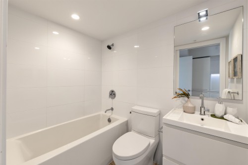 1002-1133 Hornby Street, Vancouver, BC 