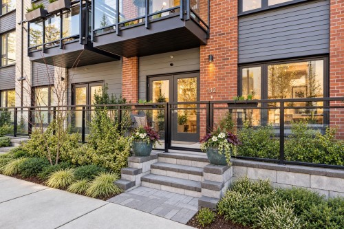 142-545 2nd Street E North Vancouver, BC V7L 1E1