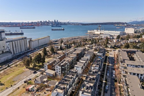 142-545 2Nd Street E, North Vancouver, BC 