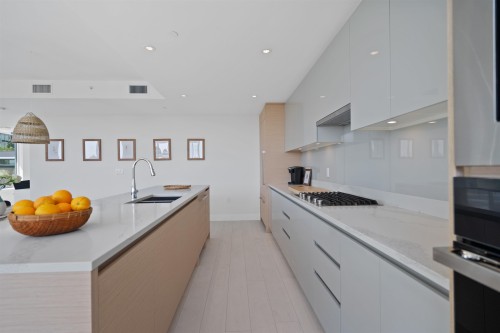 656-8575 Rivergrass Drive, Vancouver, BC 