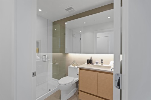 656-8575 Rivergrass Drive, Vancouver, BC 