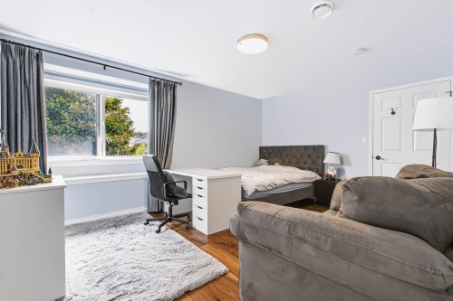9940 Bates Road, Richmond, BC 