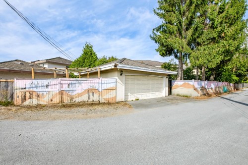 9940 Bates Road, Richmond, BC 