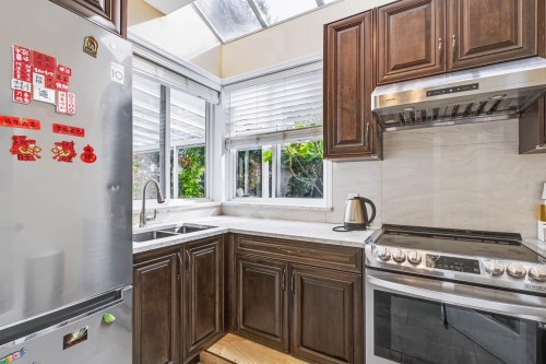 9940 Bates Road, Richmond, BC 