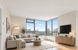 1601-1308 Hornby Street Vancouver, BC V6Z 0C5