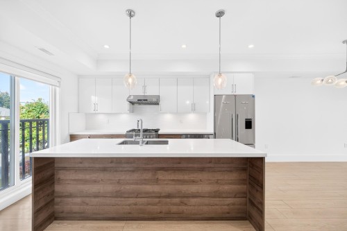 17-9211 Mckim Way, Richmond, BC 