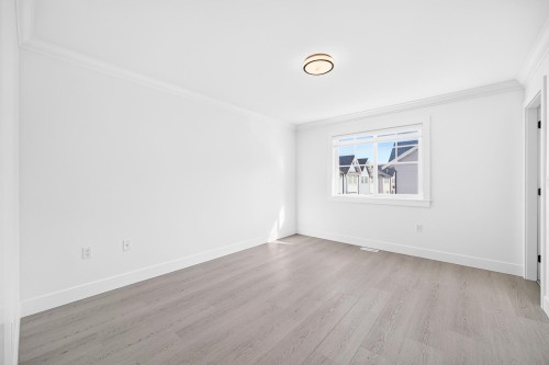 17-9211 Mckim Way, Richmond, BC 
