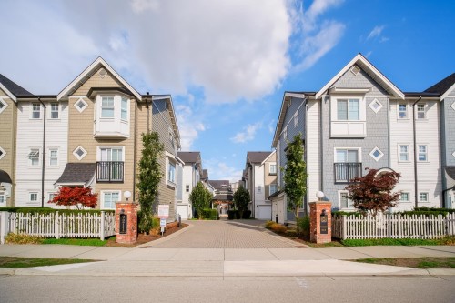 17-9211 Mckim Way, Richmond, BC 