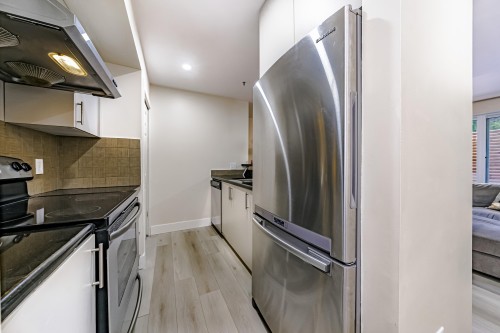 1-1328 W 73Rd Avenue, Vancouver, BC 