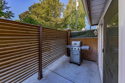 1-1328 W 73Rd Avenue, Vancouver, BC 