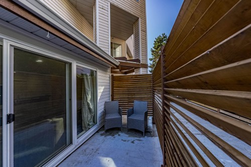 1-1328 W 73Rd Avenue, Vancouver, BC 