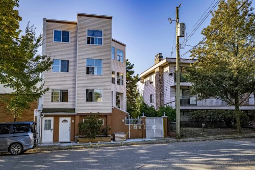 1-1328 W 73Rd Avenue, Vancouver, BC 