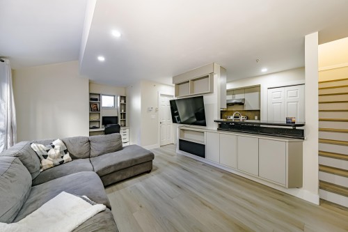 1-1328 W 73Rd Avenue, Vancouver, BC 