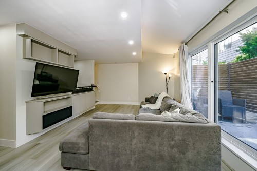1-1328 W 73Rd Avenue, Vancouver, BC 