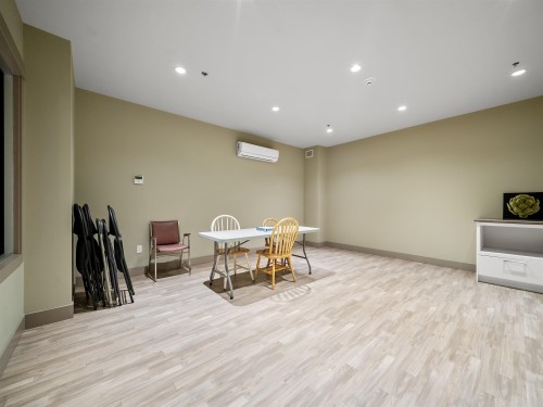 301-2465 Wilson Avenue, Port Coquitlam, BC 