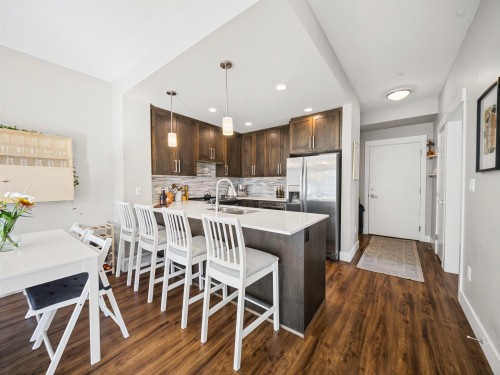 301-2465 Wilson Avenue, Port Coquitlam, BC 