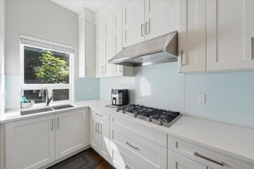 7200 Cavelier Court, Richmond, BC 