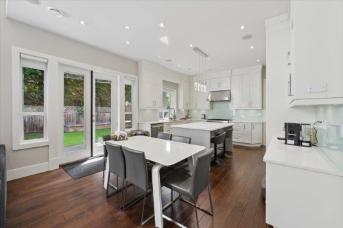 7200 Cavelier Court, Richmond, BC 