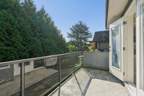 7200 Cavelier Court, Richmond, BC 