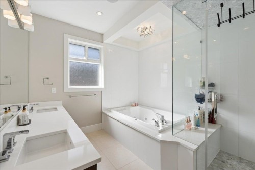 7200 Cavelier Court, Richmond, BC 