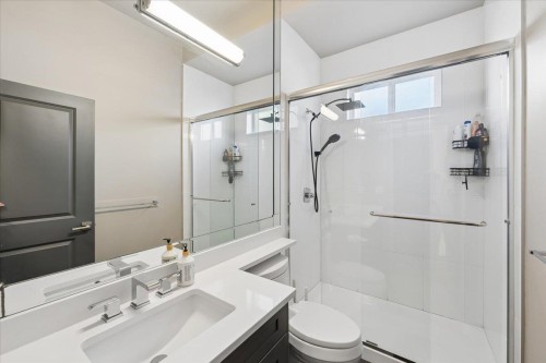 7200 Cavelier Court, Richmond, BC 