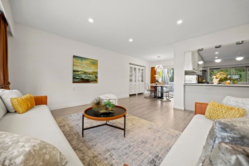 4936 Barker Crescent, Burnaby, BC 