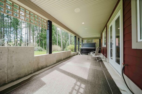 1056 Ravenswood Drive, Anmore, BC 