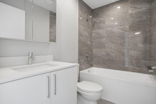 33-4337 Boundary Road, Richmond, BC 
