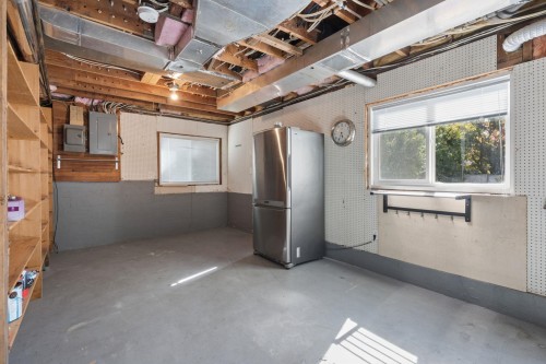 2288 Kings Avenue, West Vancouver, BC 