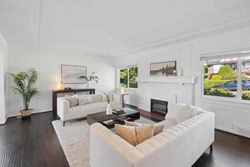 2288 Kings Avenue, West Vancouver, BC 